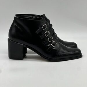 Bernardo Vintage Ankle Boot. Size 9.5